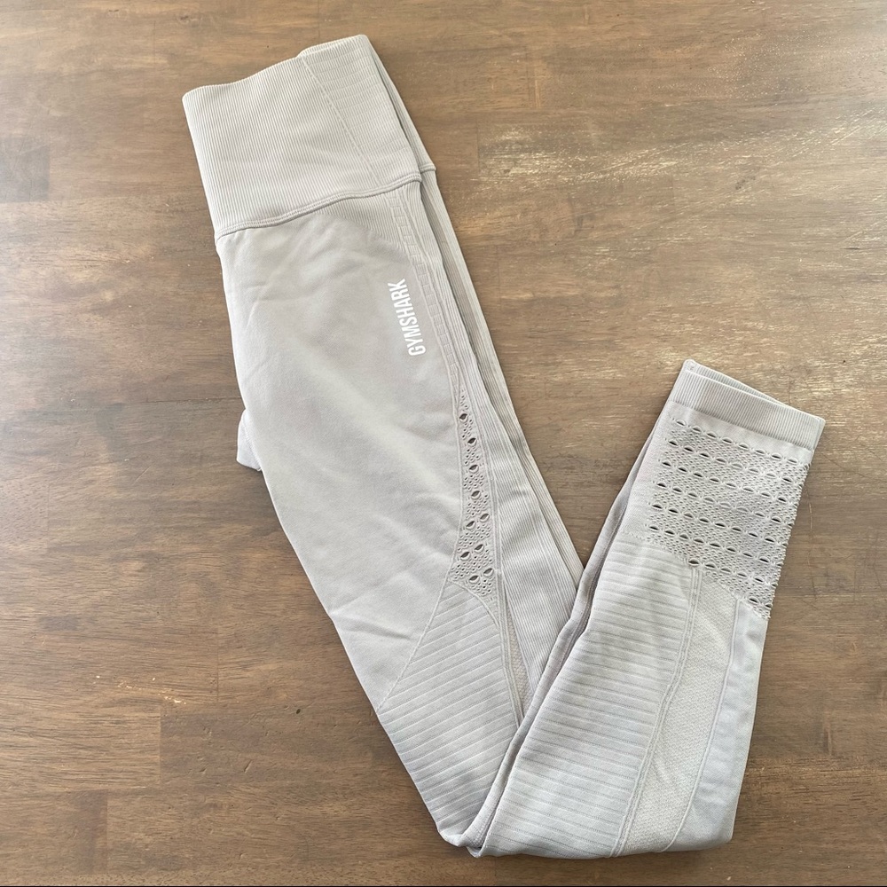 Gymshark Women’s Small Gray leggings NWT